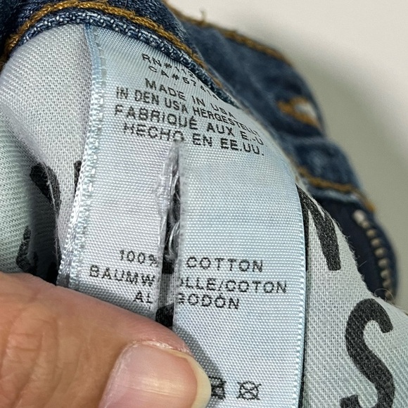 True Religion Men’s Straight Distressed Jeans – Size 30, Made in USA - Picture 3 of 16